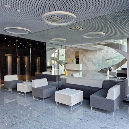 Apartamenty Wola Tower Na Prymasa - Z Widokiem Na City Warschau Buitenkant foto