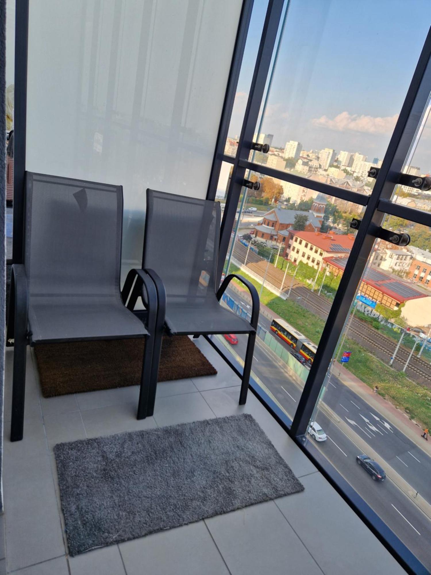 Apartamenty Wola Tower Na Prymasa - Z Widokiem Na City Warschau Buitenkant foto